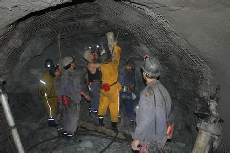 龙陵工程爆破中的危险因素分析以及应对工程爆破危险的措施